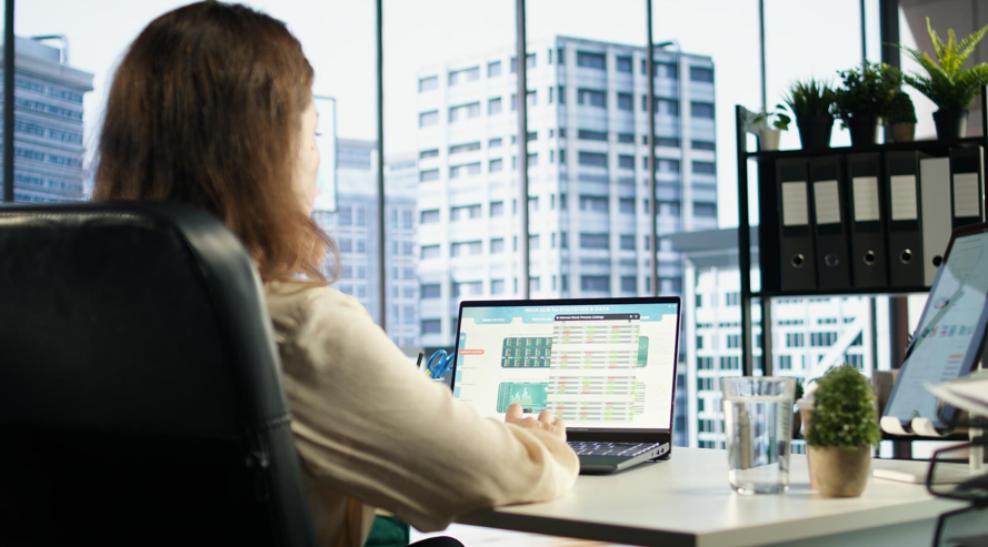 Top Digital Solutions Helping Real Estate Managers Improve Efficiency and Control