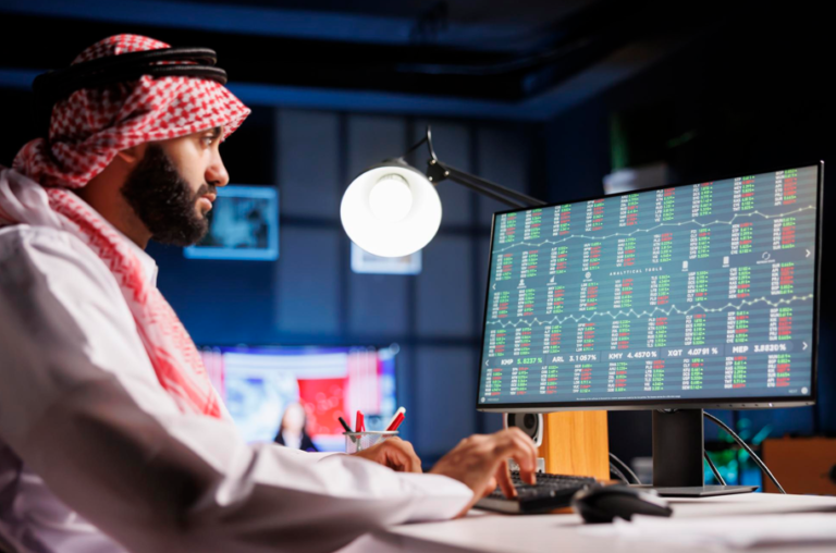 How Digital Tools Are Transforming Workforce and Retail Operations in Bahrain