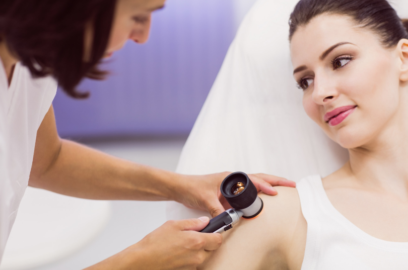 6 Skin Concerns That a Dermatologue Privé Montreal Can Help Treat